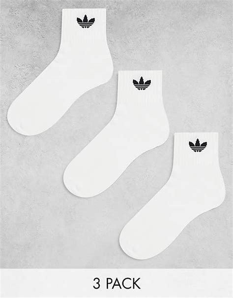 adidas Originals – Mittelhohe Knöchelsocken in Weiß 